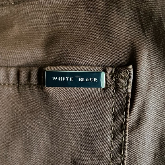 High-Rise Coated Skinny Jeans - Picture 6 of 12